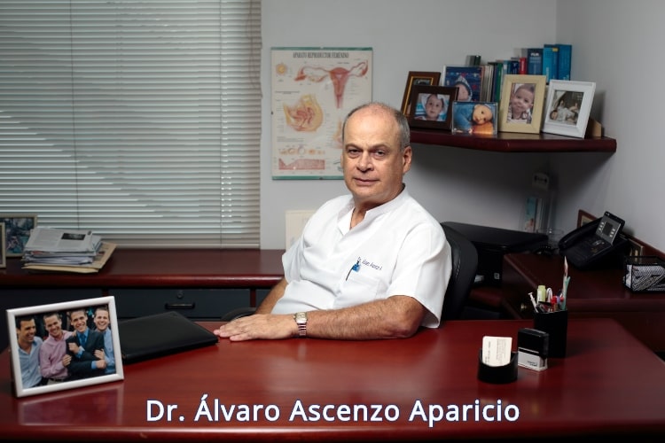 Dr. Álvaro Ascenzo Aparicio, ginecologo especialista en fertilidad